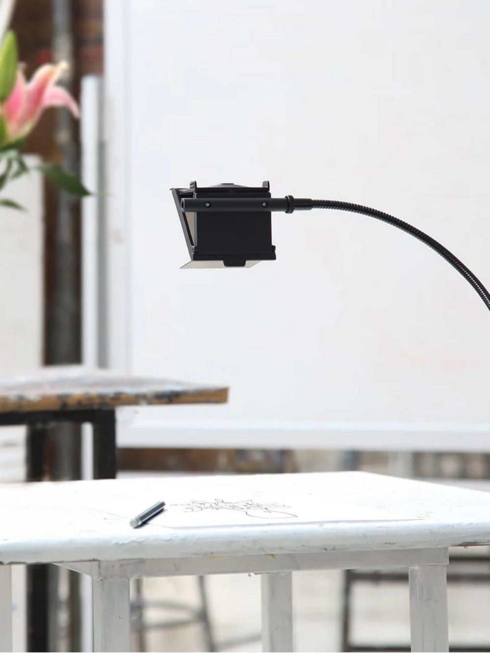 Neolucida Black Flexible Gooseneck Camera/Lighting Mount